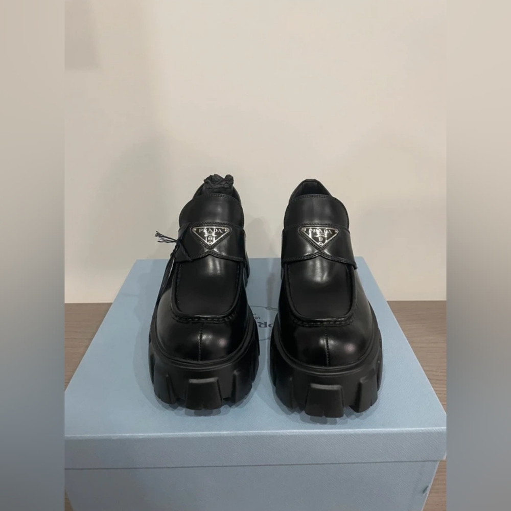 Prada Monolith leather Loafers